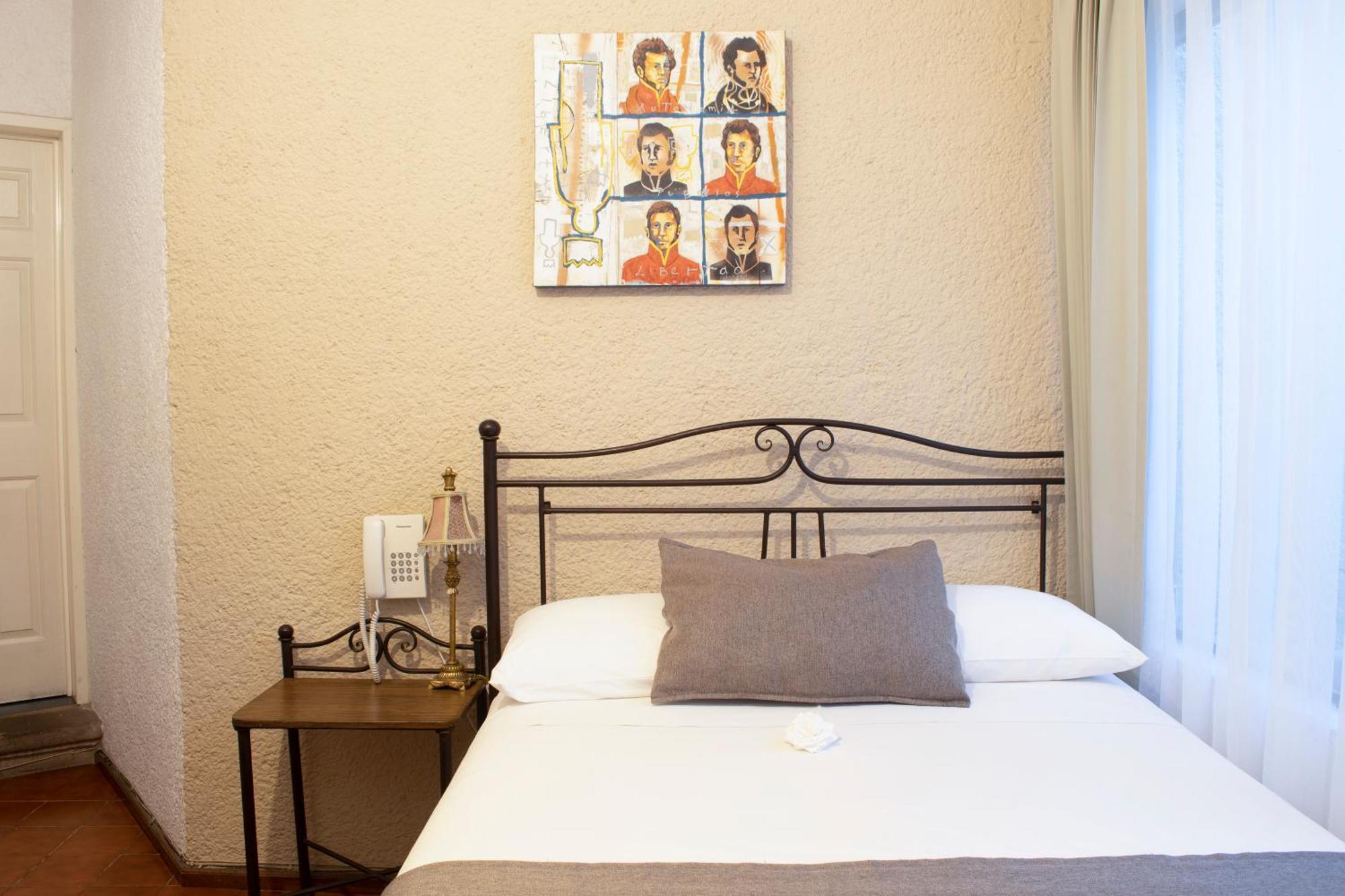 Hotel Pórtico Cultural Morelia Habitación foto